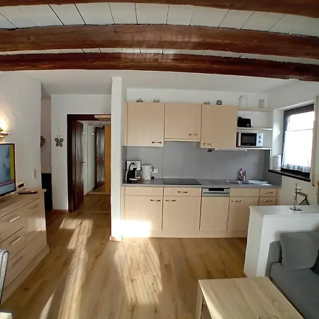 Lejlighed Rianne/landhaus Almidyll