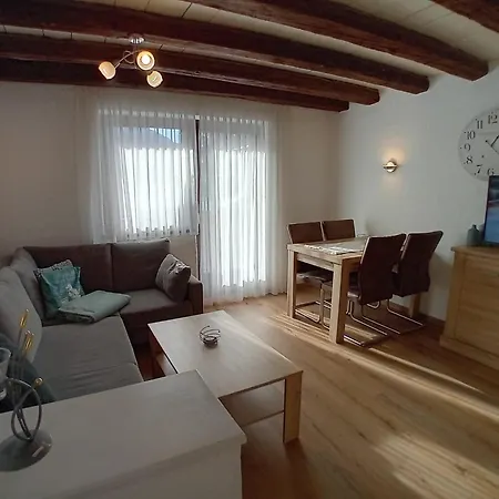 Rianne/landhaus Almidyll Apartment